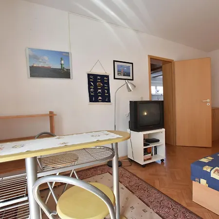 Cosy Near Lake Plau